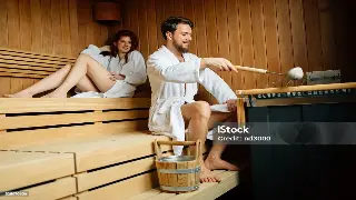 晚清“躺平大师”李鸿章：按摩养生背后的权谋与无奈